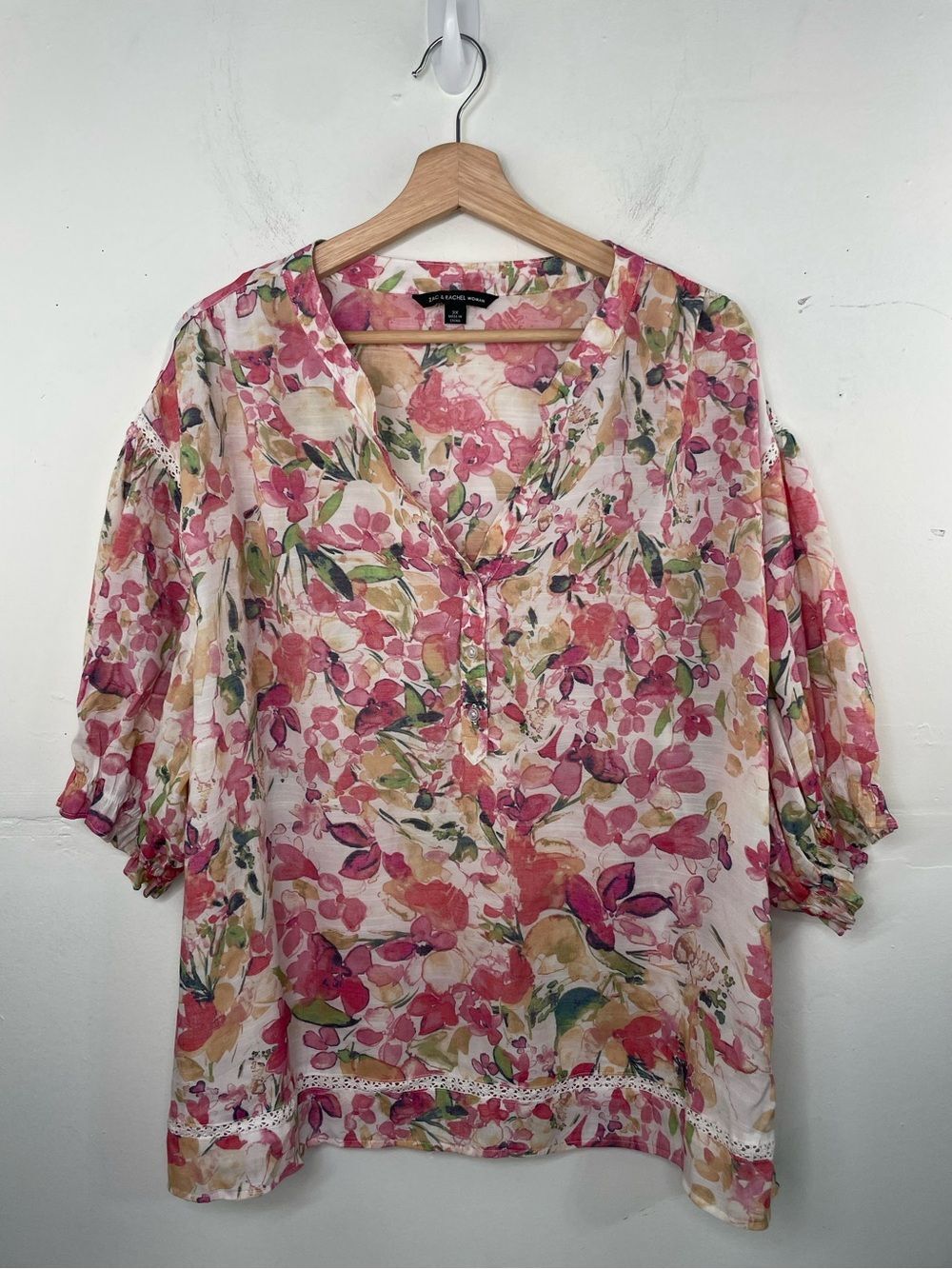 Zac & Rachel Woman Floral Watercolor Blouse Pink White Sheer Lace Trim 3X